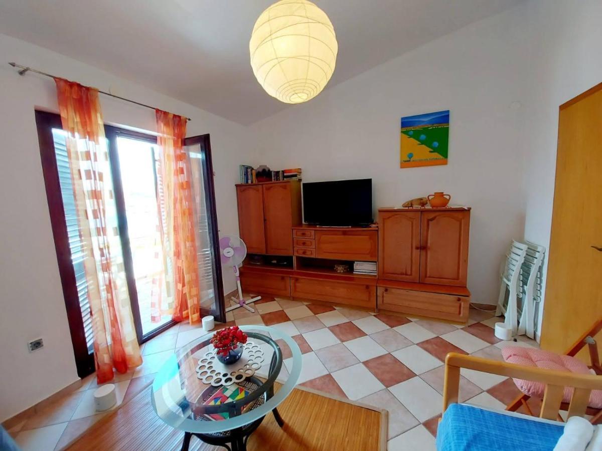 Apartment Pepo Pag Đảo Pag Ngoại thất bức ảnh